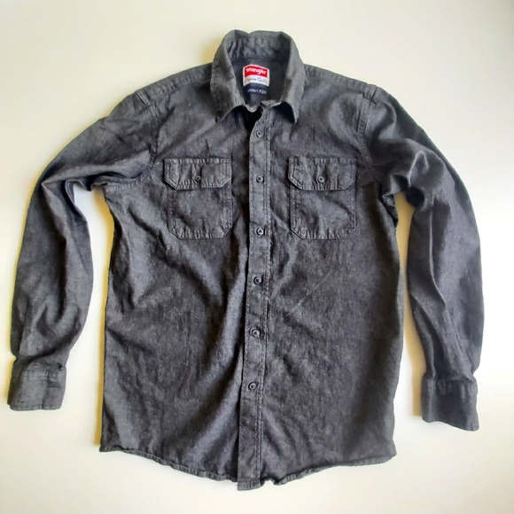 Wrangler Comfort Flex Charcoal Denim Button Up - Picture 2 of 12